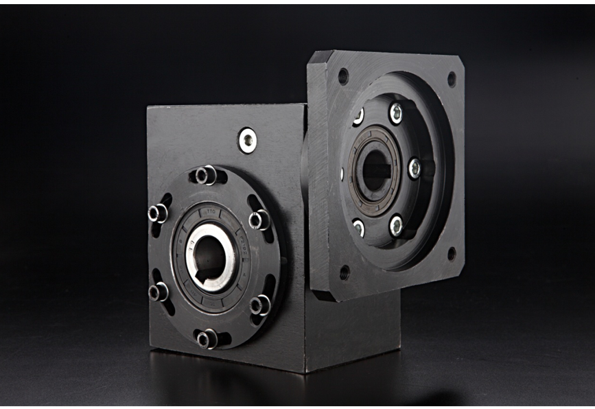 微間隙蝸桿減速機(jī)，高剛性機(jī)床專(zhuān)用全鋼體結(jié)構(gòu)蝸輪蝸桿減速機(jī)